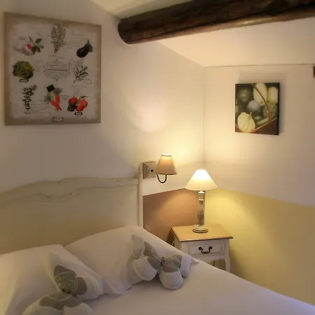 فندق Mas Des Romarins, The Originals Relais